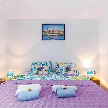 Apartment Cozy In With House Sea View