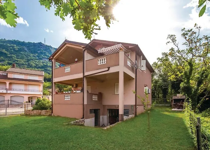 1 Bedroom In Bakarac